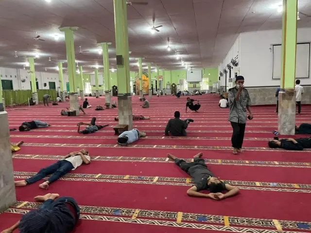 Masjid al-Makmur, Tanah Abang.