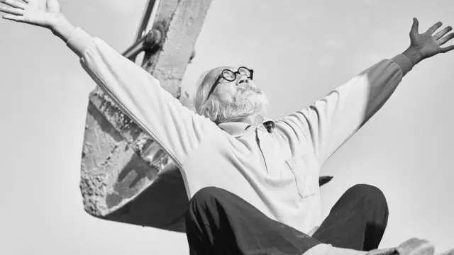 《中英街1号》中的杨秀卓