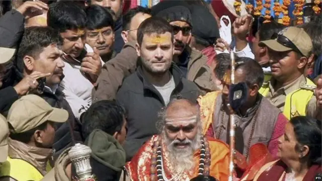 राहुल यांची मंदिर यात्रा.