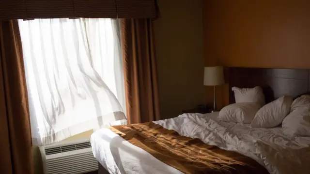 نافذة في أحد الغرف