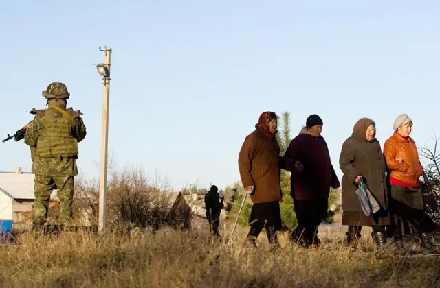 Жовтень 2014, невизнані українською владою і міжнародною спільнотою "вибори" у самопроголошених "республіках"
