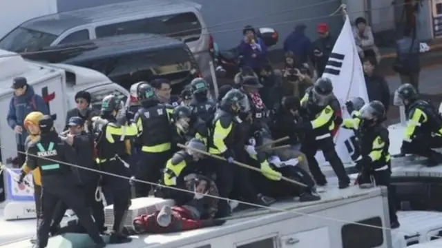 দক্ষিণ কোরিয়া