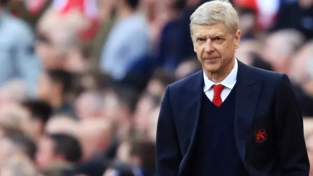 Tababaraha cusub ee Barcelona, Arsene Wenger oo heshiis saxiixay & warar kale