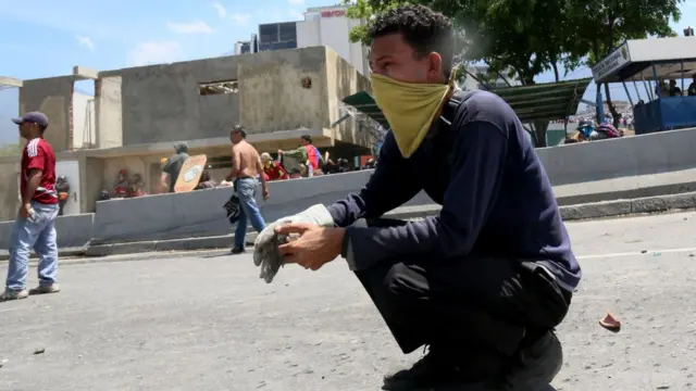 Столкновения у авиабазы "Ла Карлота"