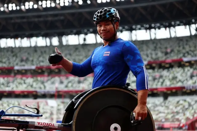 ภูธเรศ คงรักษ์ นักวีลแชร์เรสซิง คว้าเหรียญทองแดงในการแข่งขันประเภท 1,500 เมตรชาย T54