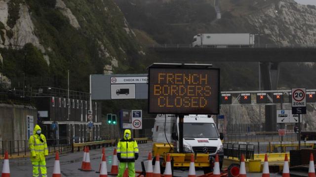 Call to prioritise lorries with perishable goods as travel ban