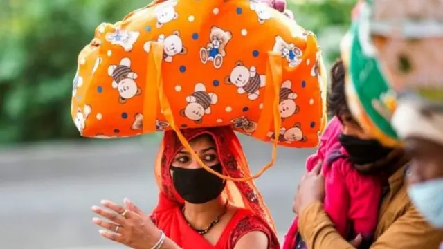 महिलाएं