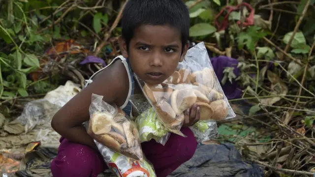 বাংলাদেশে আশ্রয় নেয়া রোহিঙ্গা শিশু।