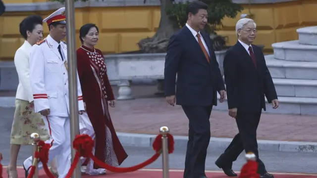Lãnh đạo TQ và VN