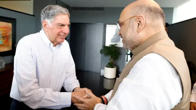 रतन टाटा से मिलने पहुंचे अमित शाह