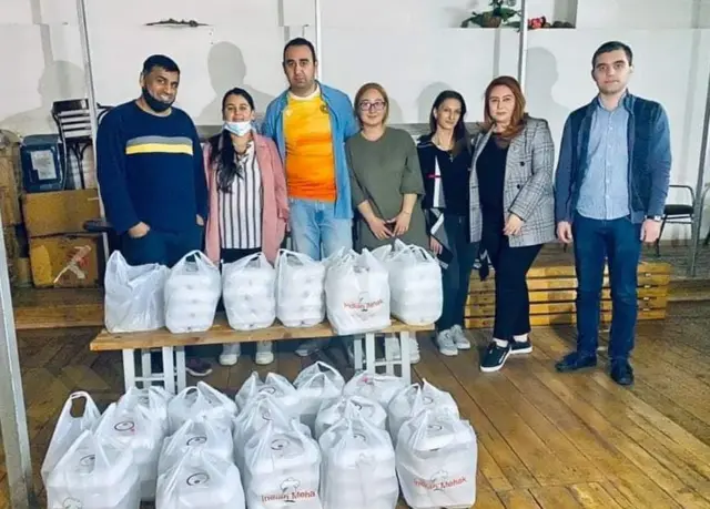 नागोर्नो-काराबाख़ से आए शरणार्थियों की कैसे मदद कर रहा है ये भारतीय परिवार