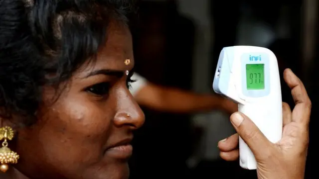 தமிழகத்தில் கல்வி நிறுவனங்கள், டாஸ்மாக் பார்கள், திரையரங்குகள் மார்ச் 31வரை மூடல்