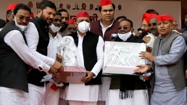 स्वामी प्रसाद मौर्य