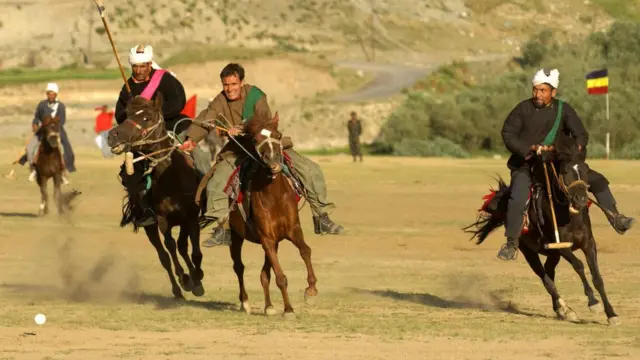 چوگان یا پولو