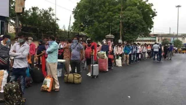 ప్రయాణికులు