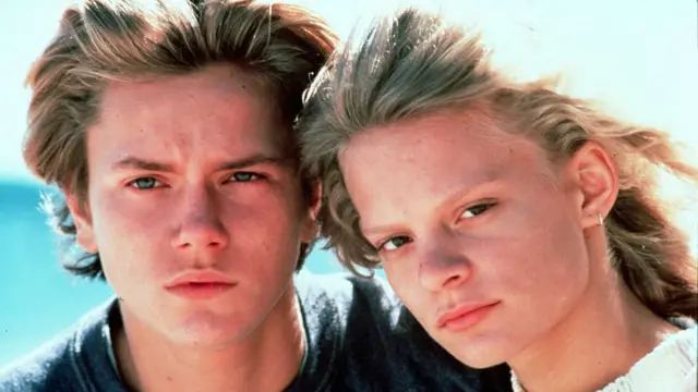 River Phoenix en "Running on Empty", 1988, junto a Martha Plimpton.
