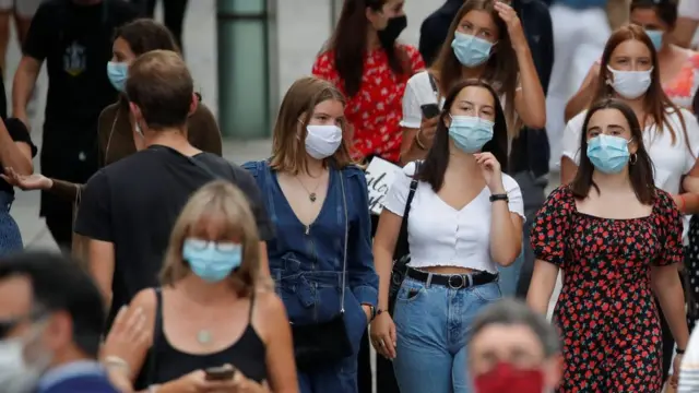 Люди во Франции