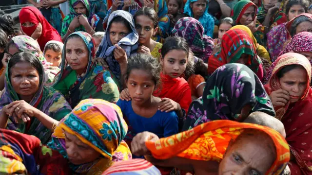 জনশুমারি নিয়ে নানা প্রশ্ন তৈরি হয়েছে।