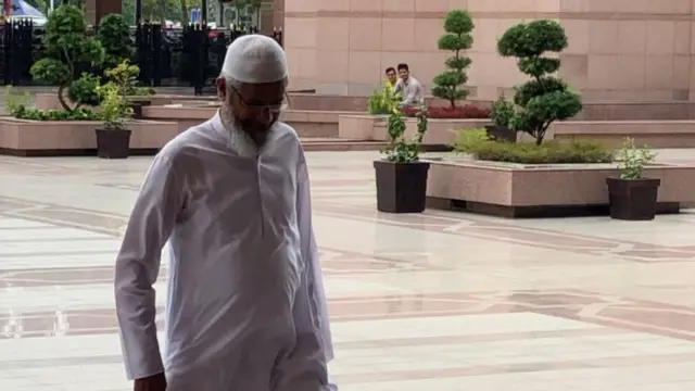 ஜாகிர் நாயக்