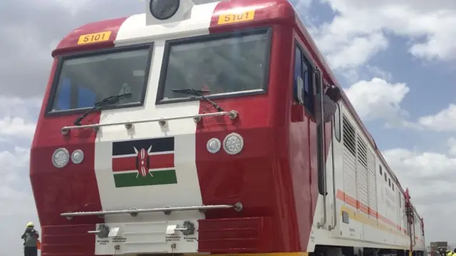 Takriban mabehewa 56 yanatarajiwa.Mabehewa hayo yatafanyiwa majaribio kabla ya uzinduzi wake.