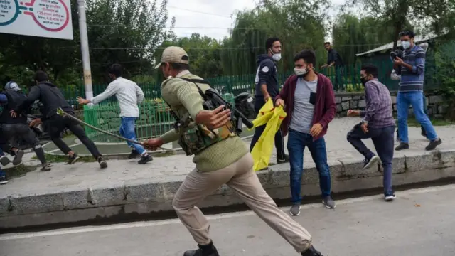 मुठभेड़