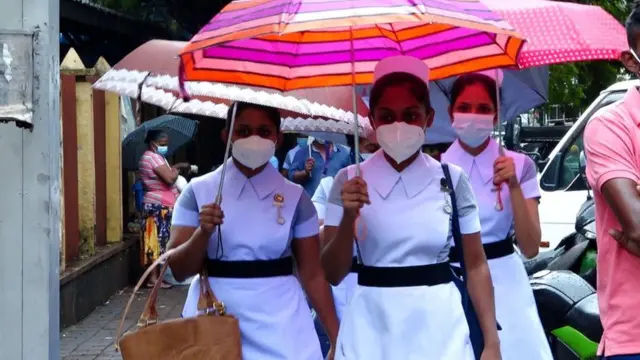 மருத்துவ நெருக்கடி - இலங்கை