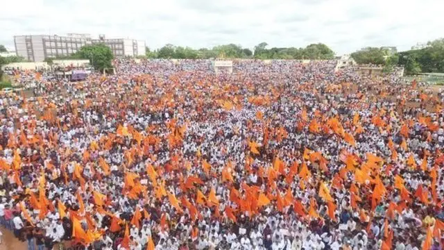 महाराष्ट्र में मराठा समुदाय पिछले एक महीने से मूक रैलियां निकाल रहा है.