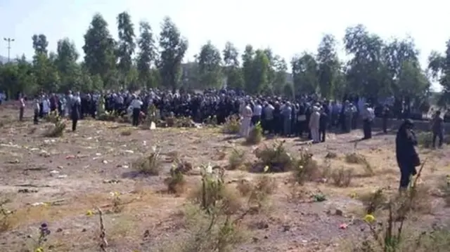 گورستان خاوران در تهران؛ تجمع خانواده‌ها در این گورستان ممنوع است