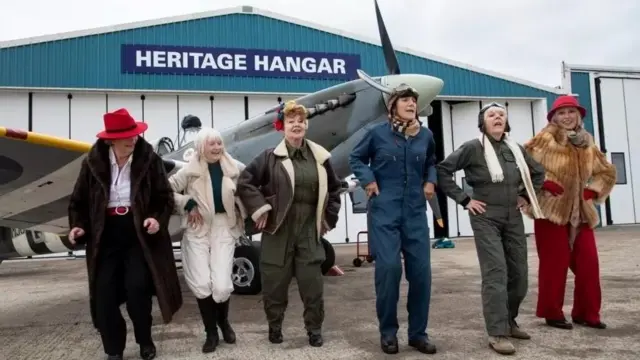 Linda Williams y sus amigas