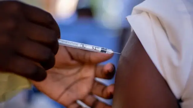 Ba abin mamaki bane yanayin mutum ya sauya idan aka yi masa allurar rigakafi, to amma hakan na nufin garkuwar jikin ɗan adam na aikinta yadda ya kamata