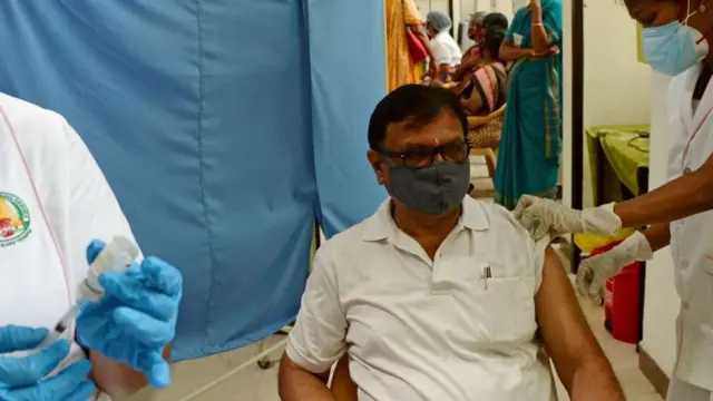 கொரோனா தடுப்பூசி