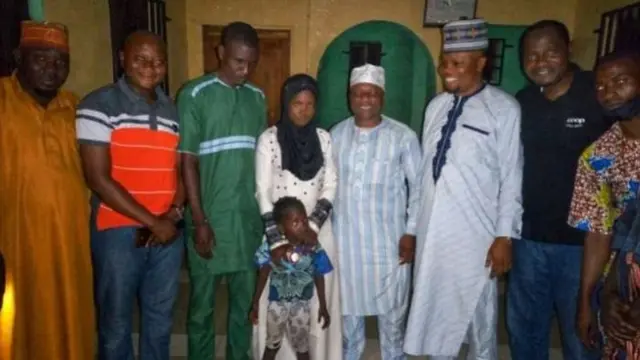 Tọkọtaya Azeez ati awọn to wa da si aawọ aarin wọn