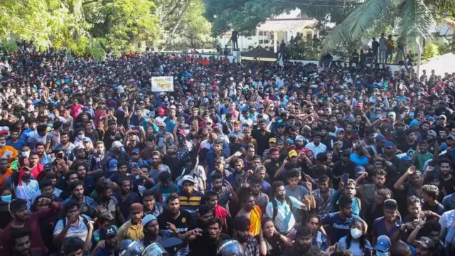 இலங்கை மக்கள் போராட்டம்