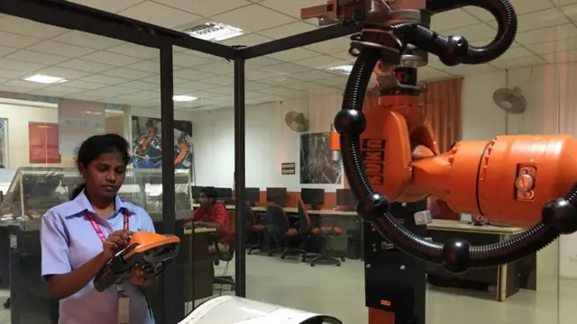 சாதனை மாணவி 'வேண்டாம்'