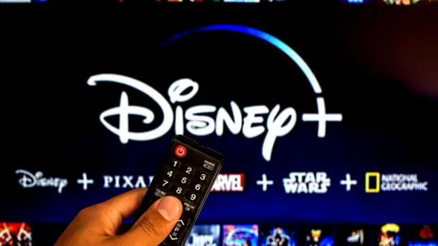 کمپانی دیزنی اعلام کرد دیگر فیلمها و برنامههای خود را در روسیه عرضه نمیکند