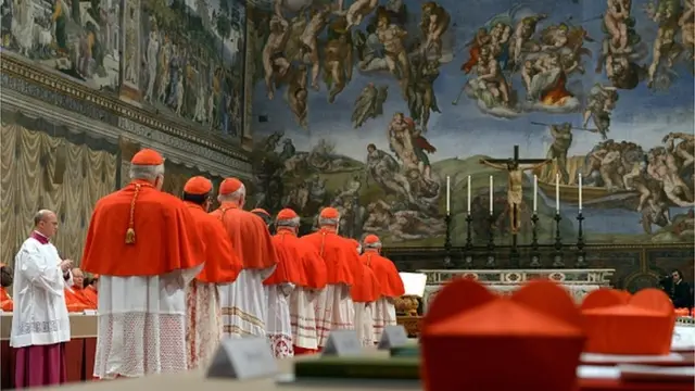 Manyan Malaman Coci a lokacin da za su zabi Fafaroma Francis a 2013