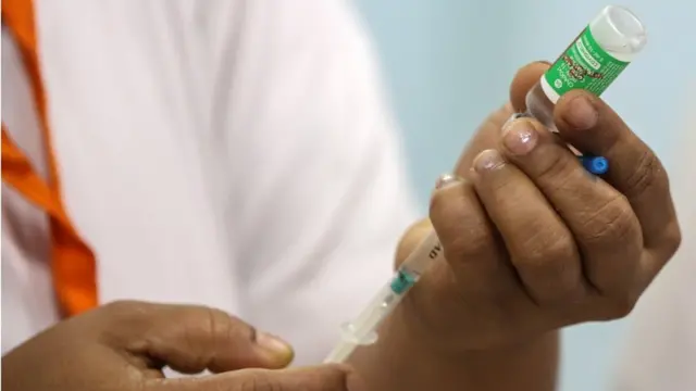 वैक्सीन