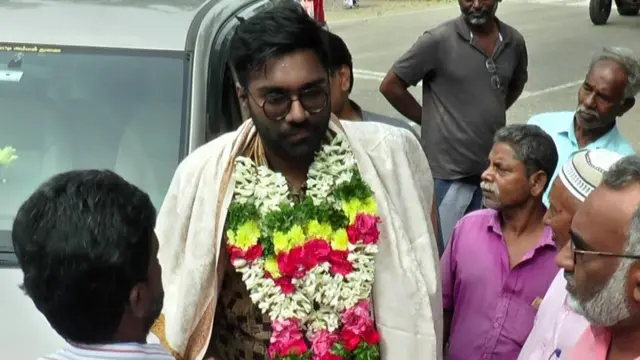 முகமது அதீம்