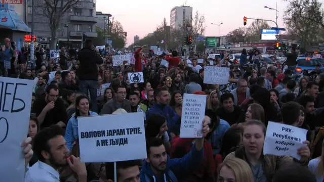 протести в Сербії