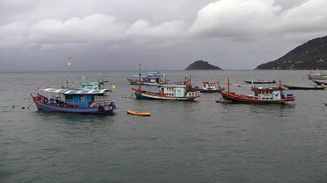 เรือประมงในทะเล