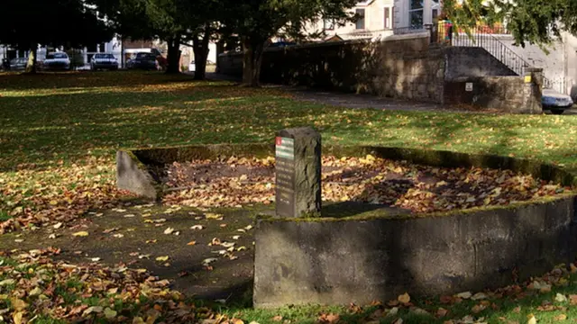 абхазская стела в Килмарноке