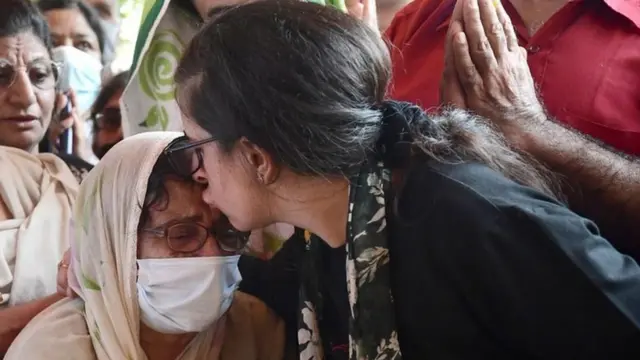 માખનલાલ બિંદરુના પરિવારજનો