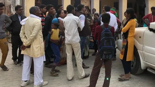 ગ્રામીણોની તસવીર