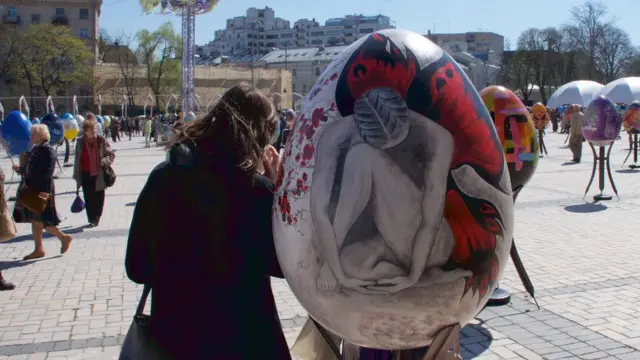 Виставка писанок на Софійській площі, 2017, Київ