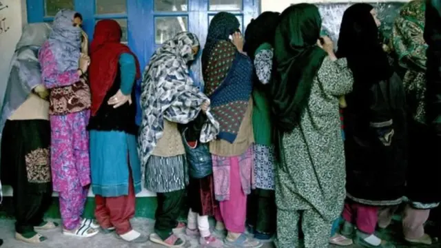 निवडणुका, दारुबंदी