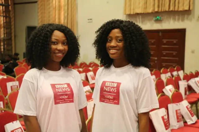 Àwọn àwòrán ẹ̀yìn ìtàgé