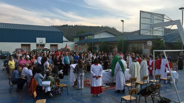 Misa en albergue en Chile