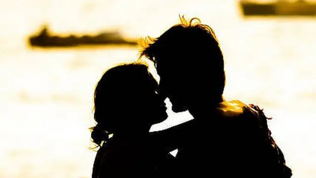 kiss, किसिंग, चुंबन