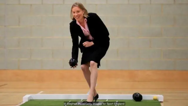 تحقیقات نشان داده که تنهایی می‌تواند احتمال نارسایی یا سکته قلبی را تا حدود سه برابر افزایش دهد و انسان‌های تنها فشار خون بالاتر و امید به زندگی کمتری دارند