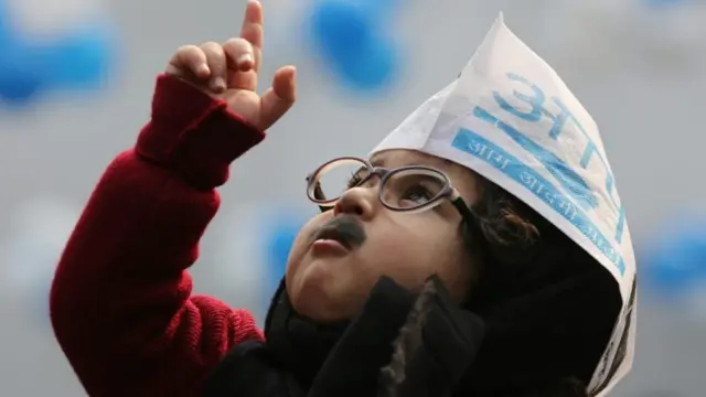 बेबी मफलरमॅन